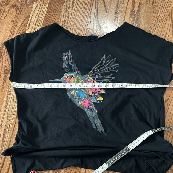 Black Hummingbird Graphic Women's Top - Picture 10 of 12